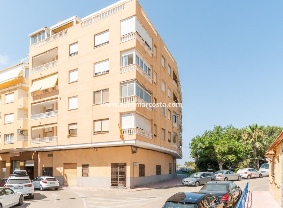 Objekte zum Wiederverkauf - Wohnung - Torrevieja - La Mata
