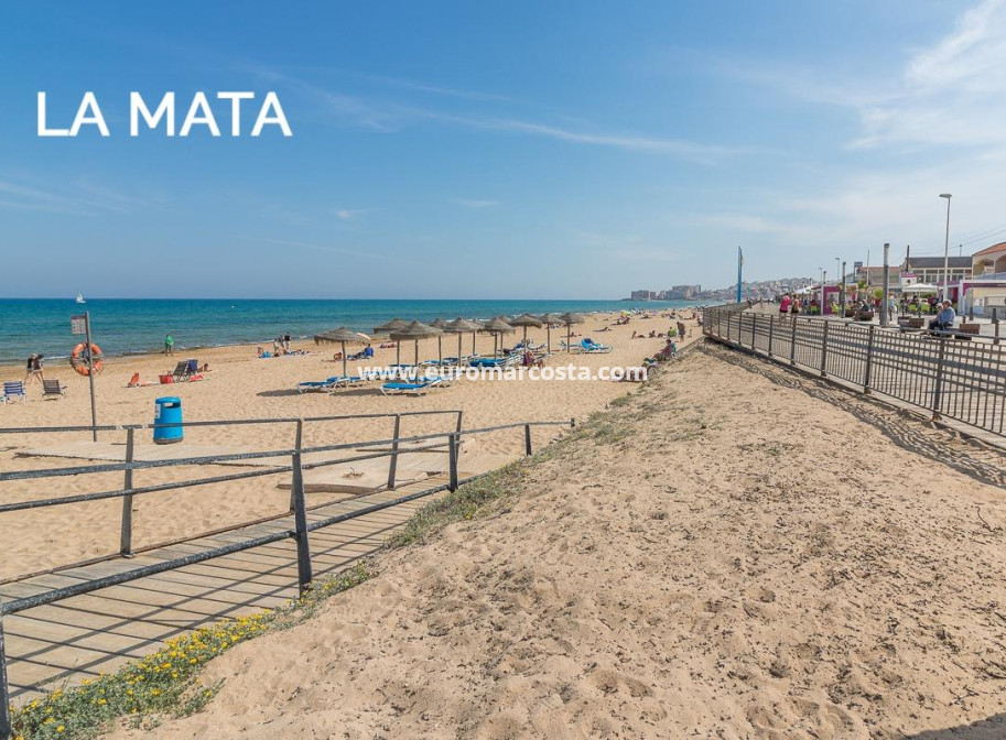 Objekte zum Wiederverkauf - Wohnung - Torrevieja - La Mata