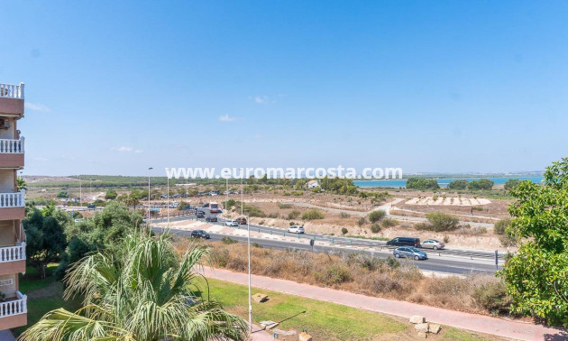 Objekte zum Wiederverkauf - Wohnung - Torrevieja - La Mata