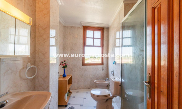 Objekte zum Wiederverkauf - Wohnung - Torrevieja - La Mata
