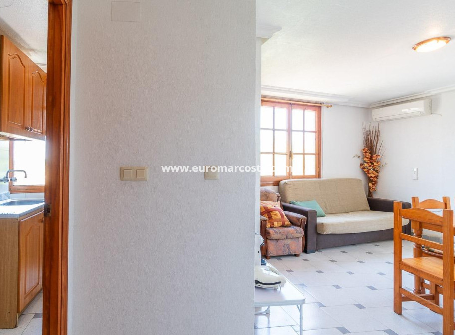 Objekte zum Wiederverkauf - Wohnung - Torrevieja - La Mata