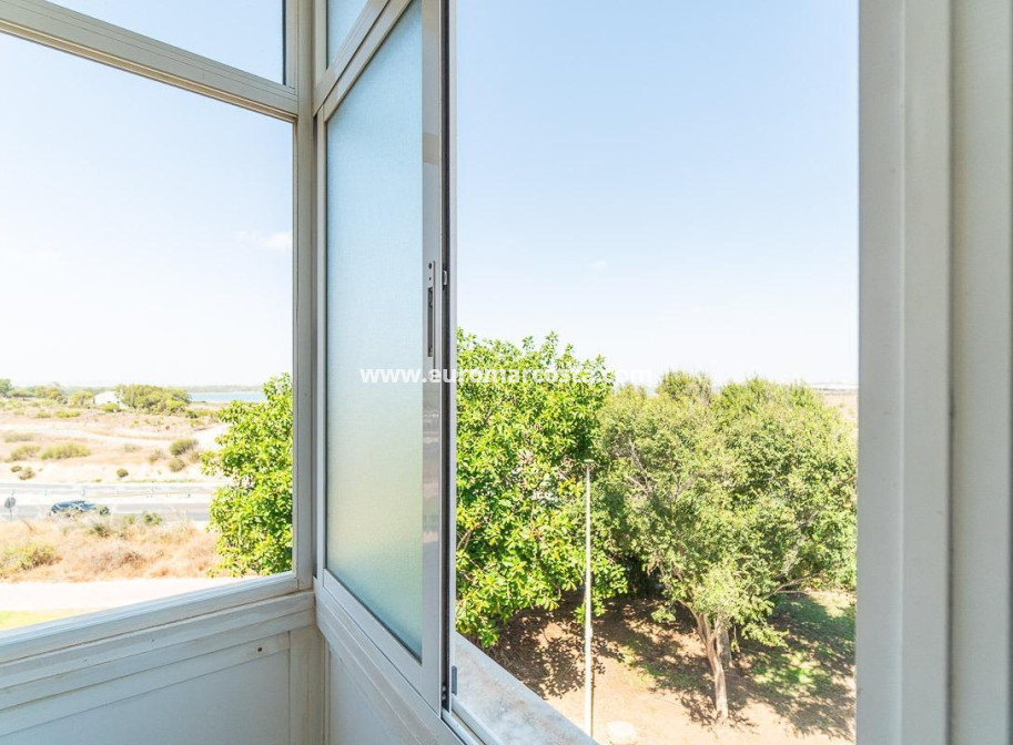 Objekte zum Wiederverkauf - Wohnung - Torrevieja - La Mata