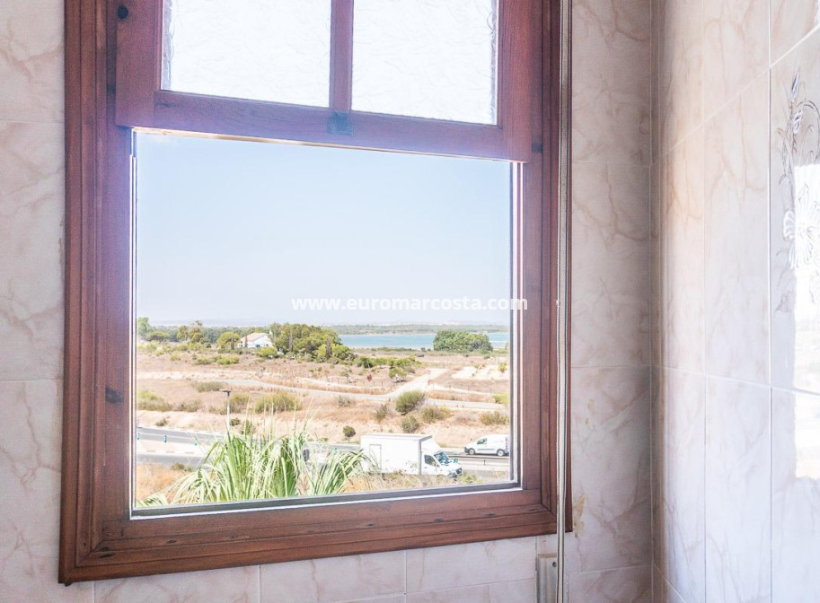 Objekte zum Wiederverkauf - Wohnung - Torrevieja - La Mata