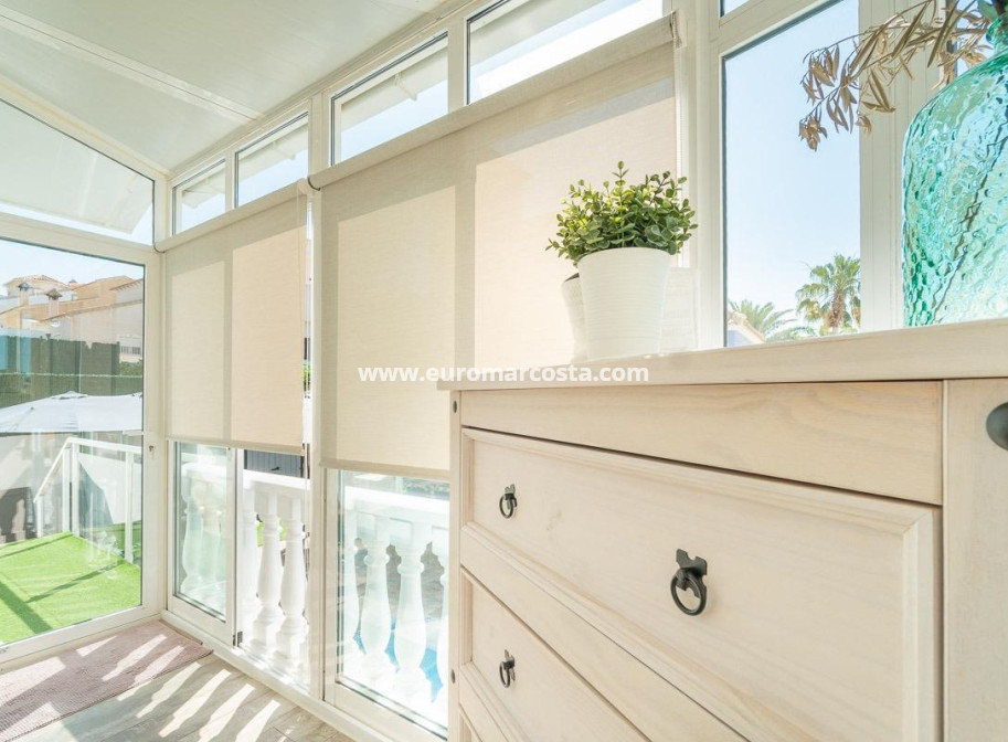 Sale - Villa - San Miguel de Salinas - Orihuela Costa
