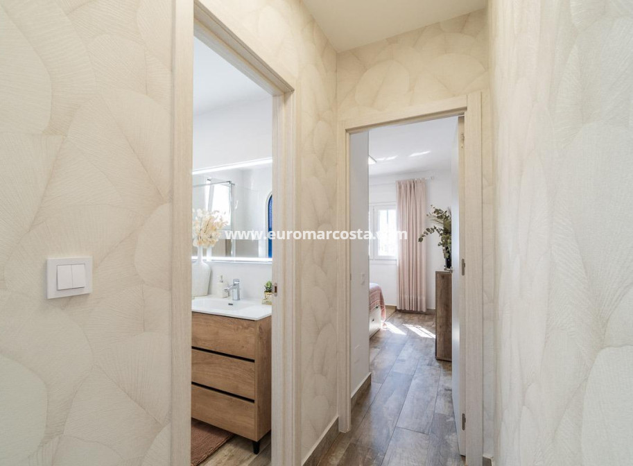Sale - Villa - San Miguel de Salinas - Orihuela Costa