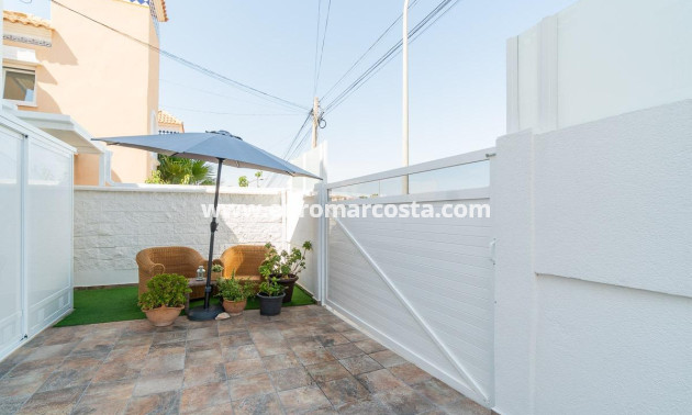 Sale - Villa - San Miguel de Salinas - Orihuela Costa