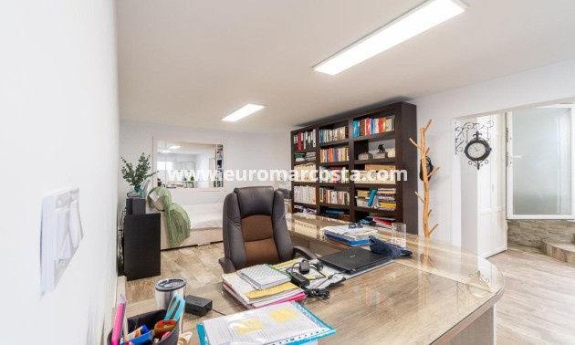 Sale - Villa - San Miguel de Salinas - Orihuela Costa