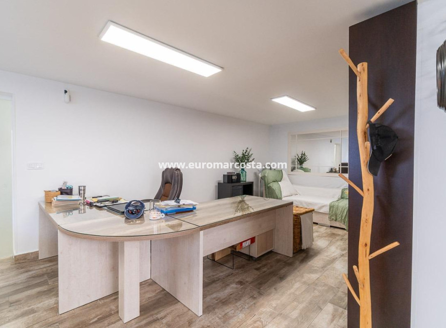 Sale - Villa - San Miguel de Salinas - Orihuela Costa