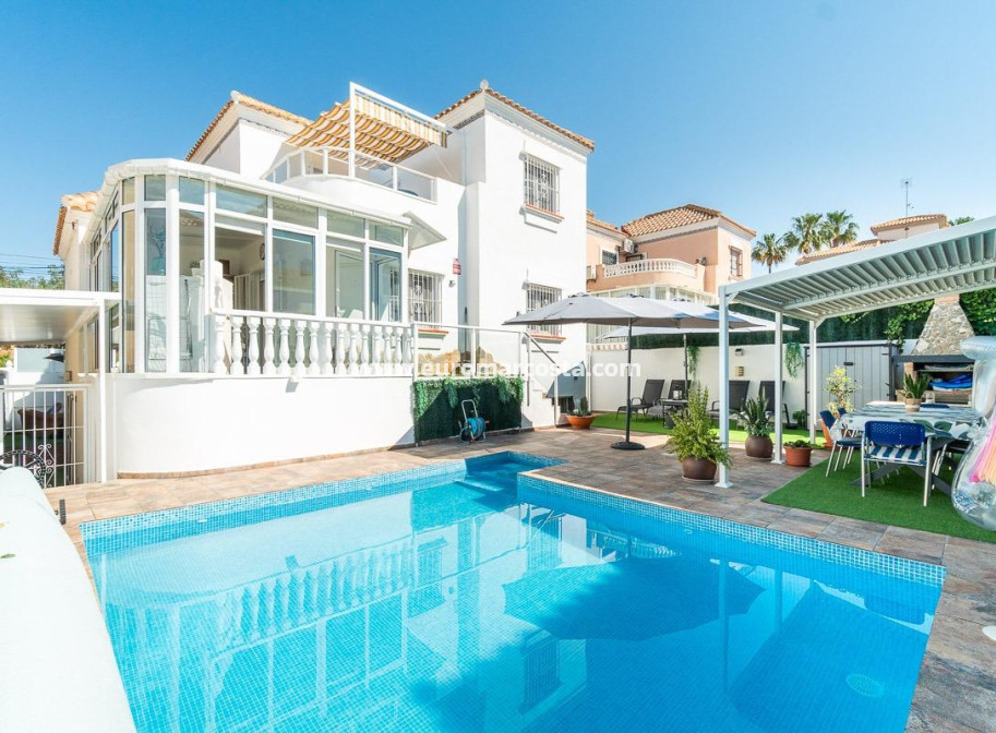 Sale - Villa - San Miguel de Salinas - Orihuela Costa