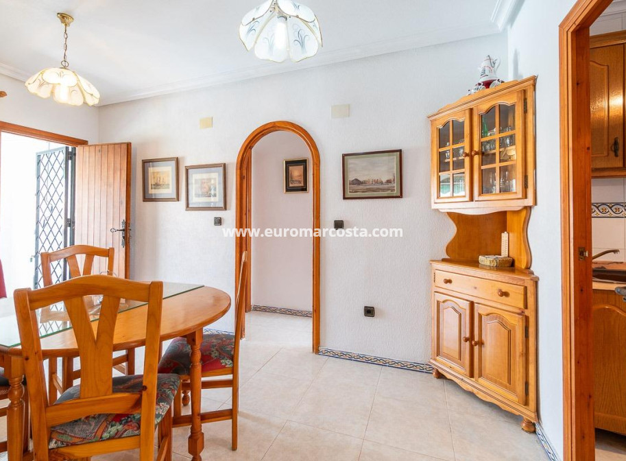 Venta - Apartamento / piso - Torrevieja - TORREVIEJA