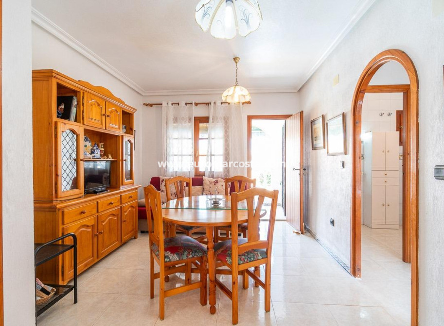 Venta - Apartamento / piso - Torrevieja - TORREVIEJA