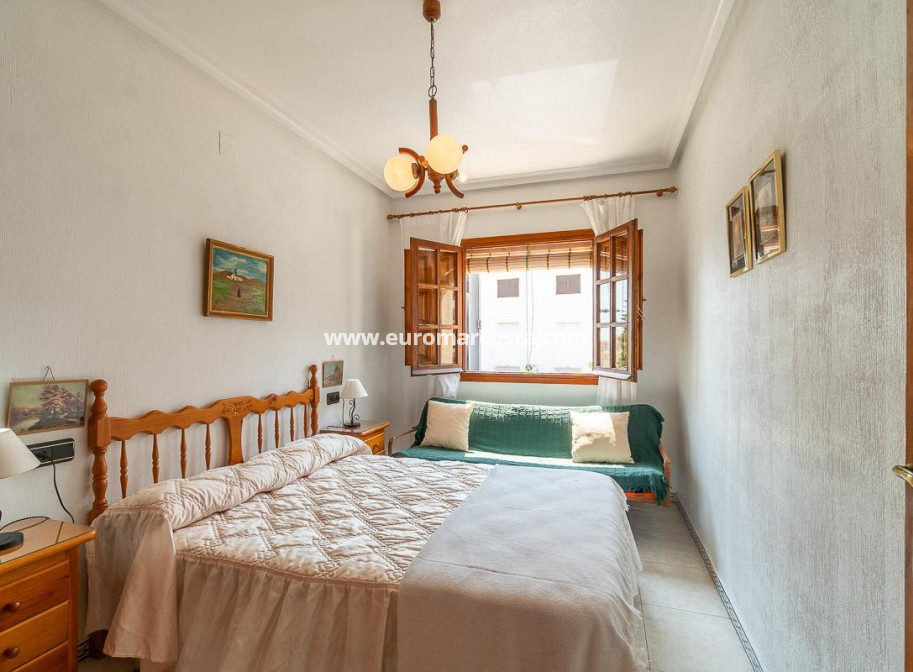 Venta - Apartamento / piso - Torrevieja - TORREVIEJA