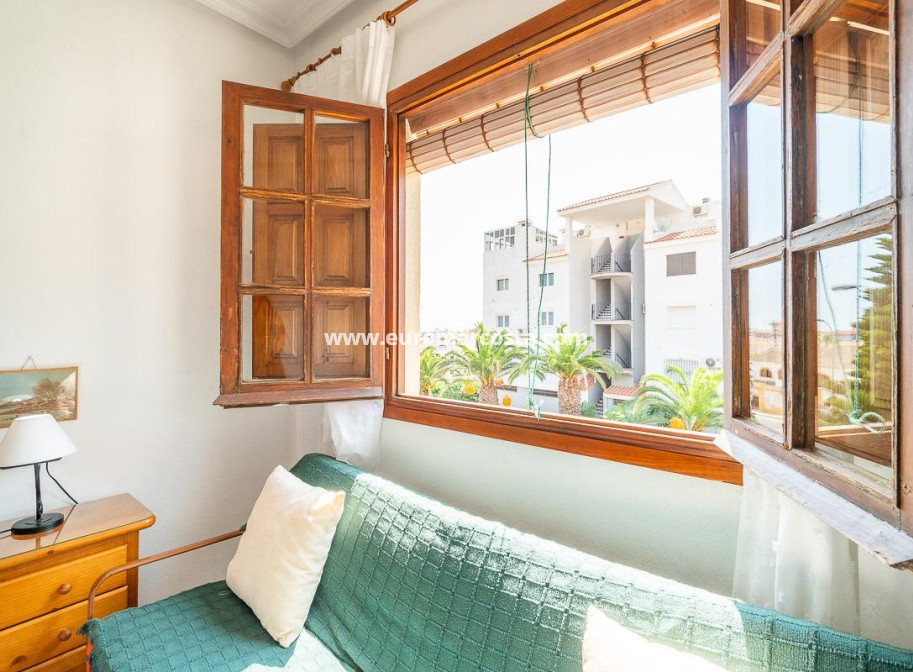 Venta - Apartamento / piso - Torrevieja - TORREVIEJA