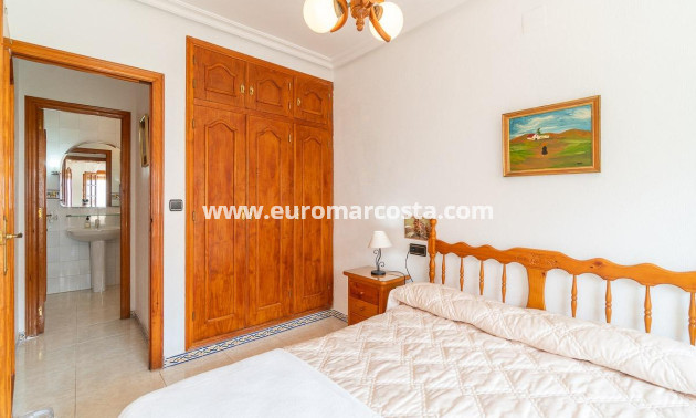 Venta - Apartamento / piso - Torrevieja - TORREVIEJA