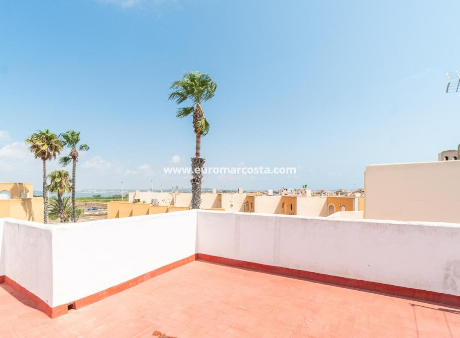 Venta - Apartamento / piso - Torrevieja - TORREVIEJA