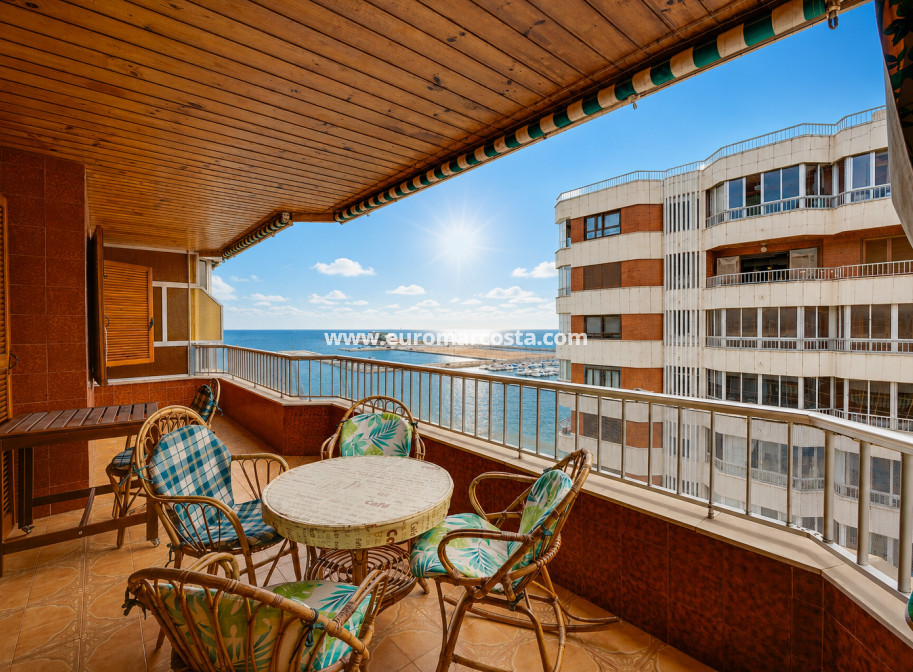 Objekte zum Wiederverkauf - Wohnung - Torrevieja - TORREVIEJA