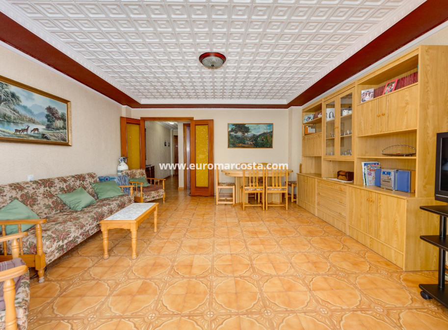 Objekte zum Wiederverkauf - Wohnung - Torrevieja - TORREVIEJA