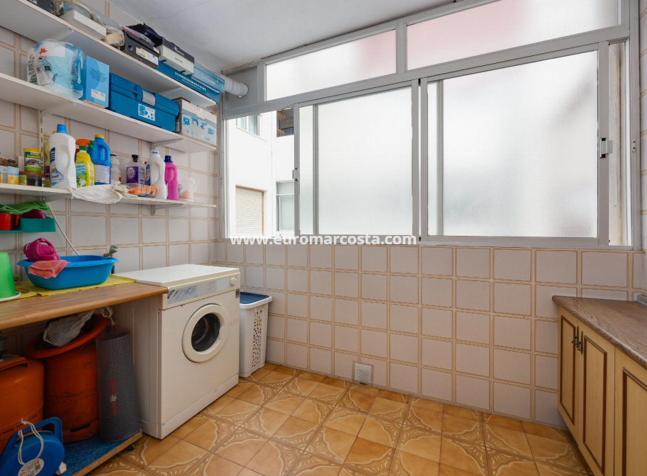 Objekte zum Wiederverkauf - Wohnung - Torrevieja - TORREVIEJA