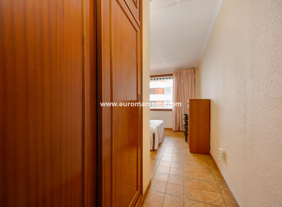 Objekte zum Wiederverkauf - Wohnung - Torrevieja - TORREVIEJA