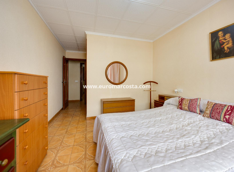 Objekte zum Wiederverkauf - Wohnung - Torrevieja - TORREVIEJA
