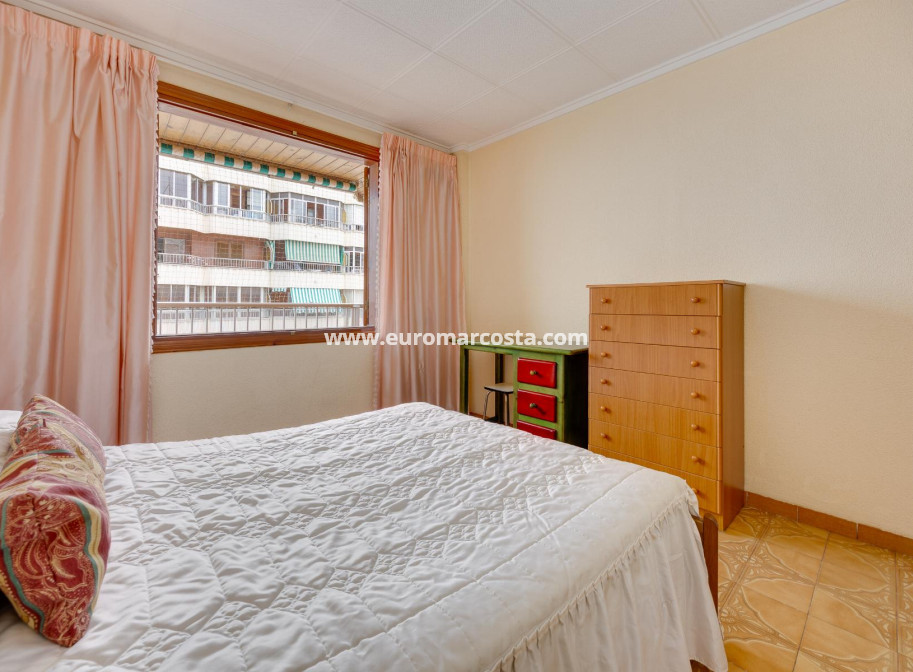 Objekte zum Wiederverkauf - Wohnung - Torrevieja - TORREVIEJA