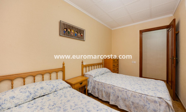 Objekte zum Wiederverkauf - Wohnung - Torrevieja - TORREVIEJA