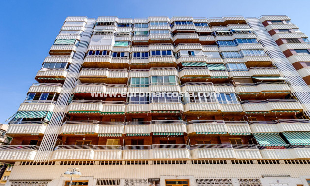 Objekte zum Wiederverkauf - Wohnung - Torrevieja - TORREVIEJA