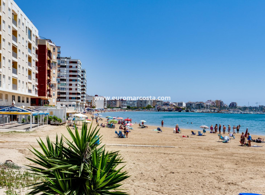 Objekte zum Wiederverkauf - Wohnung - Torrevieja - TORREVIEJA