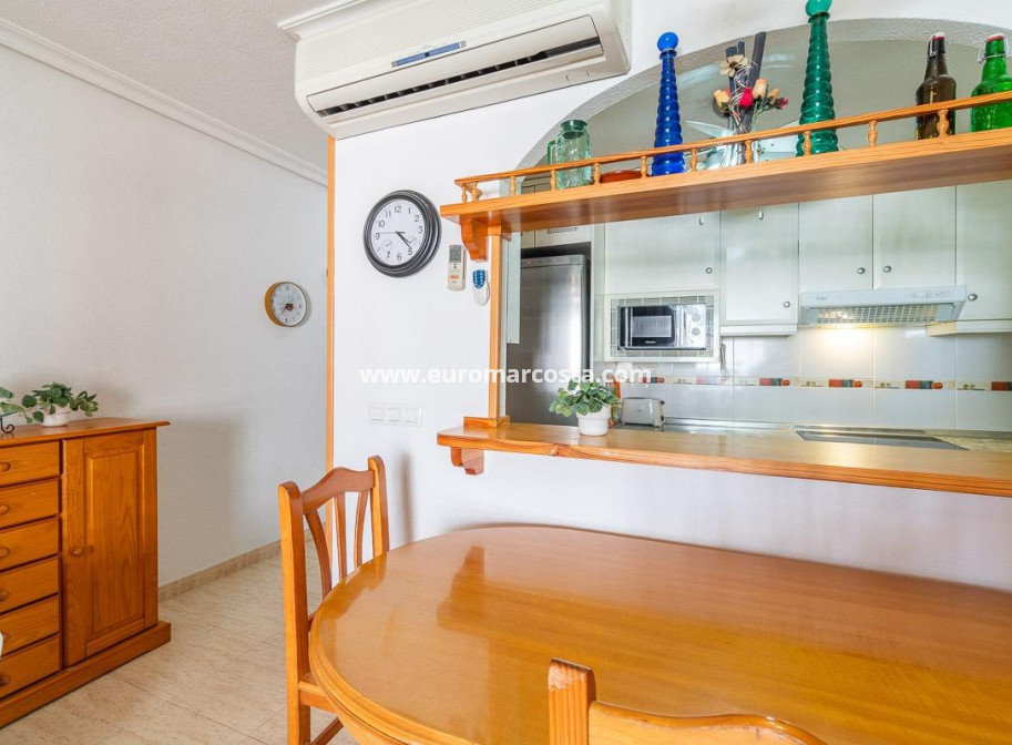 Alquiler a largo plazo - Apartamento / piso - Torrevieja - La Mata