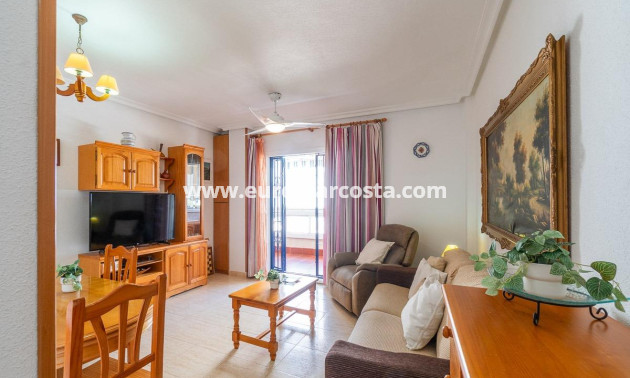Alquiler a largo plazo - Apartamento / piso - Torrevieja - La Mata