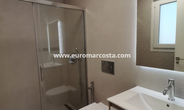 New Build - Villa - Los Montesinos