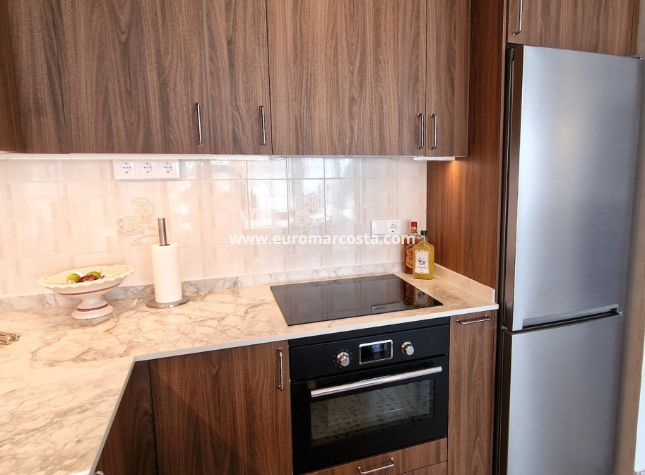 Sale - Apartment / flat - Torrevieja - TORREVIEJA