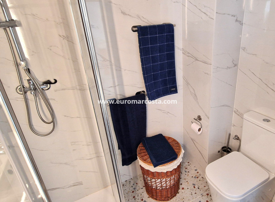 Sale - Apartment / flat - Torrevieja - TORREVIEJA