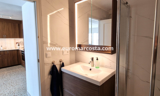 Sale - Apartment / flat - Torrevieja - TORREVIEJA