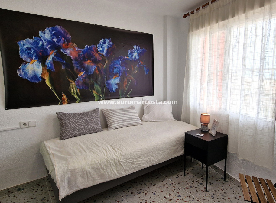 Sale - Apartment / flat - Torrevieja - TORREVIEJA