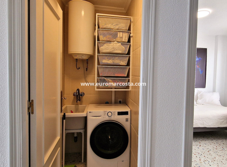 Sale - Apartment / flat - Torrevieja - TORREVIEJA