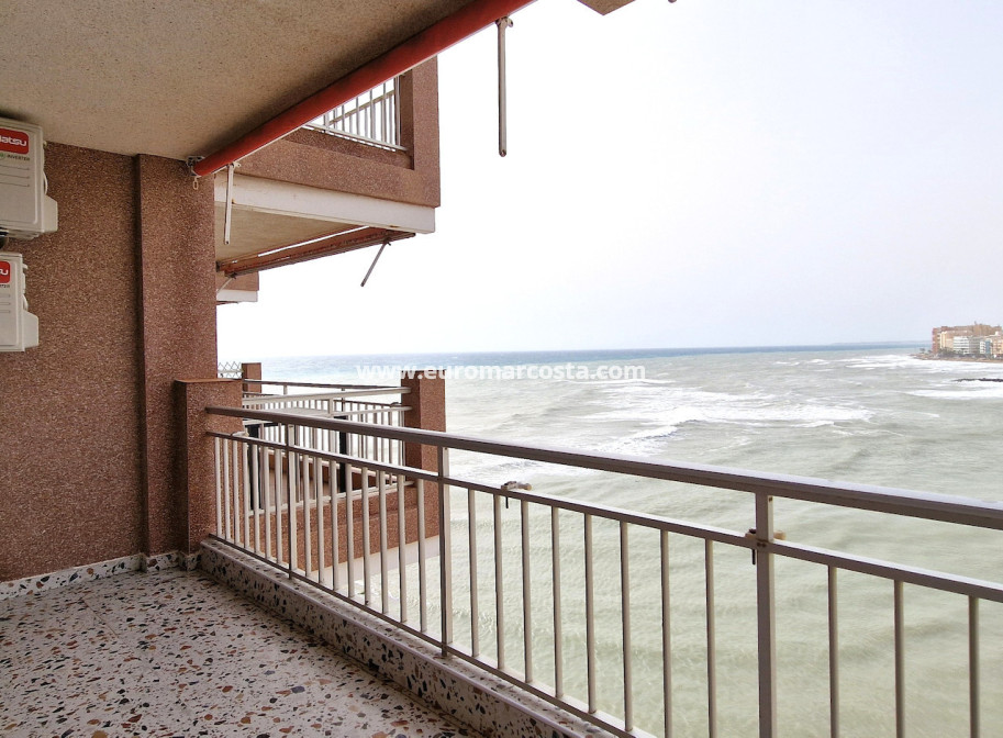 Sale - Apartment / flat - Torrevieja - TORREVIEJA