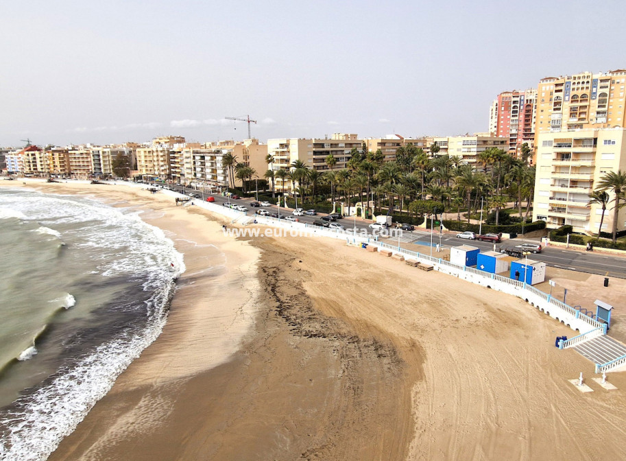 Sale - Apartment / flat - Torrevieja - TORREVIEJA