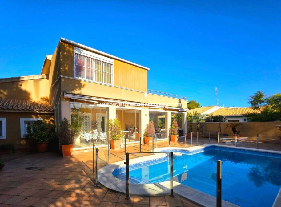 Venta - Villa - Orihuela Costa - Campoamor
