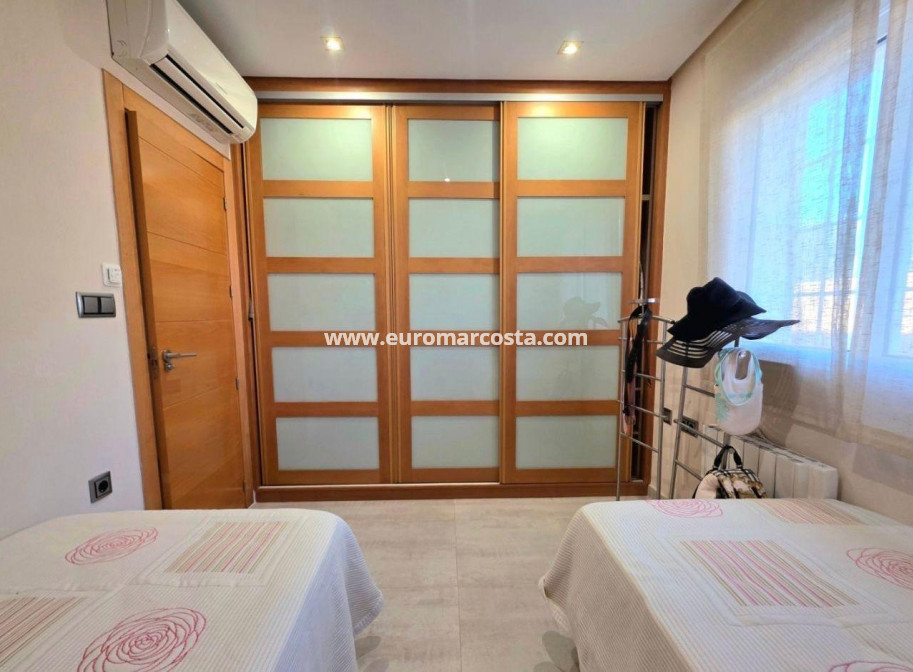 Venta - Villa - Orihuela Costa - Campoamor