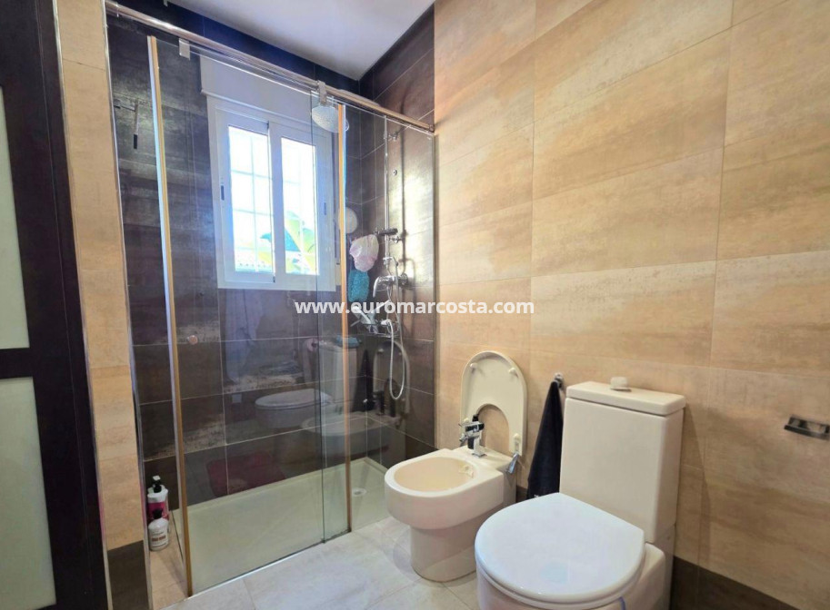 Venta - Villa - Orihuela Costa - Campoamor
