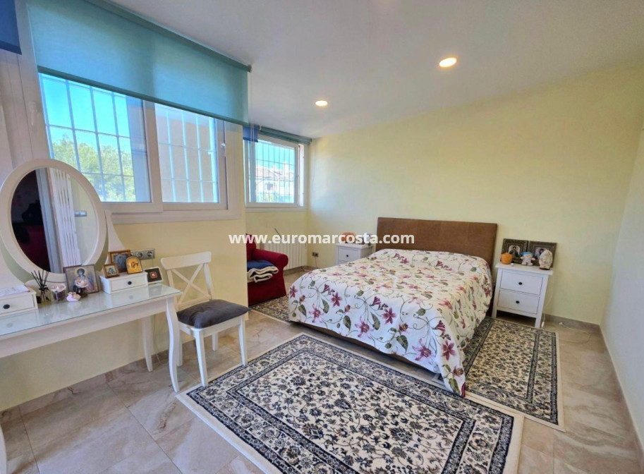 Venta - Villa - Orihuela Costa - Campoamor