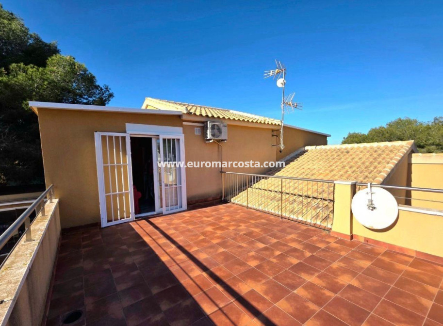 Venta - Villa - Orihuela Costa - Campoamor