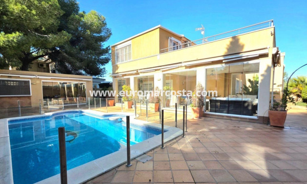 Venta - Villa - Orihuela Costa - Campoamor