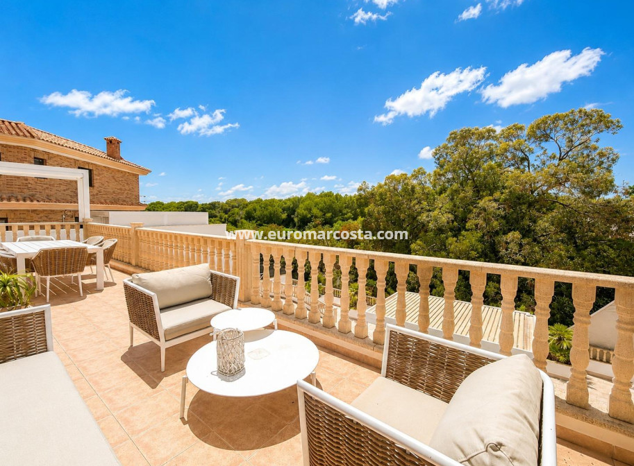 Venta - Villa - Orihuela Costa - Campoamor