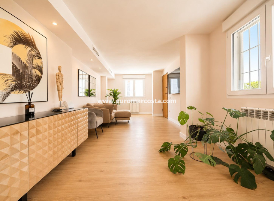 Venta - Villa - Orihuela Costa - Campoamor