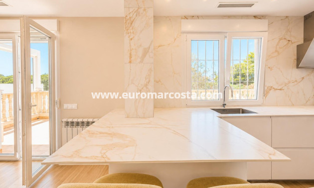 Venta - Villa - Orihuela Costa - Campoamor