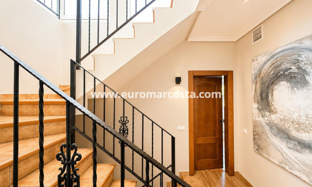 Venta - Villa - Orihuela Costa - Campoamor