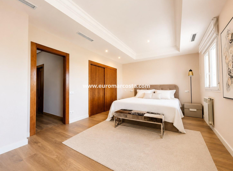 Venta - Villa - Orihuela Costa - Campoamor