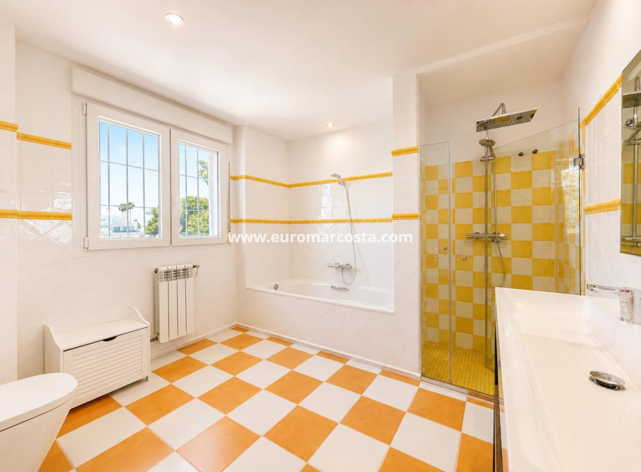 Venta - Villa - Orihuela Costa - Campoamor